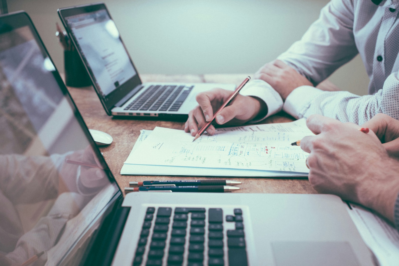 Equipo de trabajo y servicios informáticos